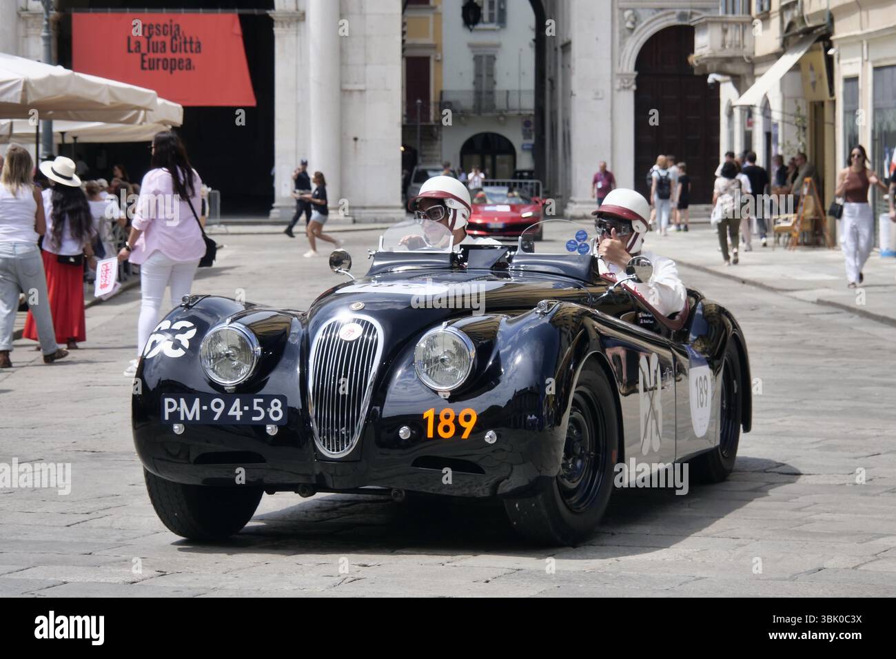 1000 miles, course annuelle de voitures rétro vintage. Première journée spéciale à Brescia. Banque D'Images