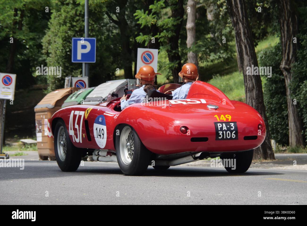 1000 miles, course annuelle de voitures rétro vintage. Première journée spéciale à Brescia. Banque D'Images