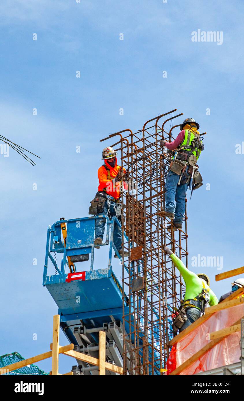 Detroit (Michigan) - construction de l'hôtel JW Marriott Detroit Water Square de 25 étages. Banque D'Images
