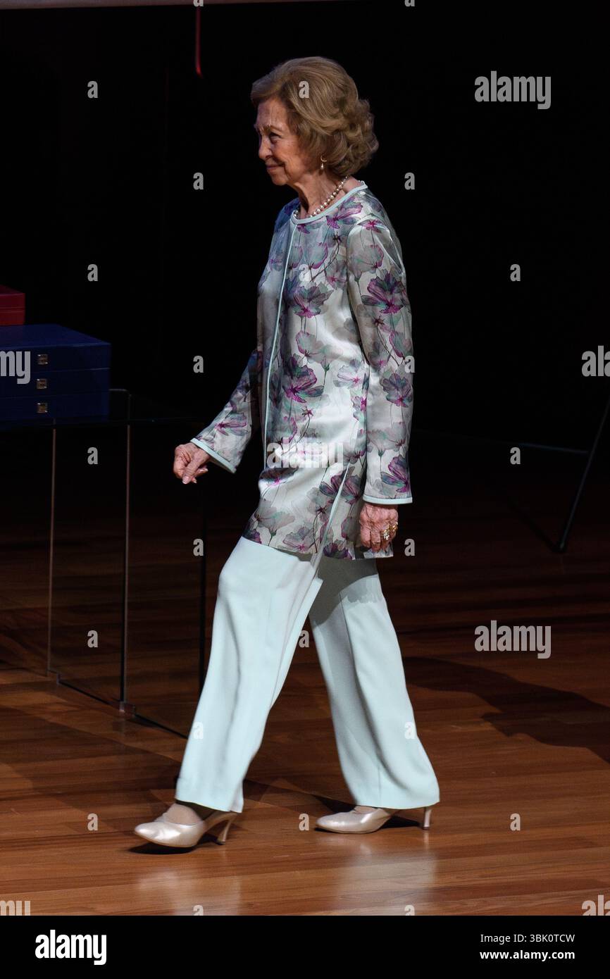 Reine Sofia d'Espagne lors de la cérémonie de clôture des cours à l'École de musique Reina Sofia au Musée Reina Sofia de Madrid le 17 juin 202 Banque D'Images