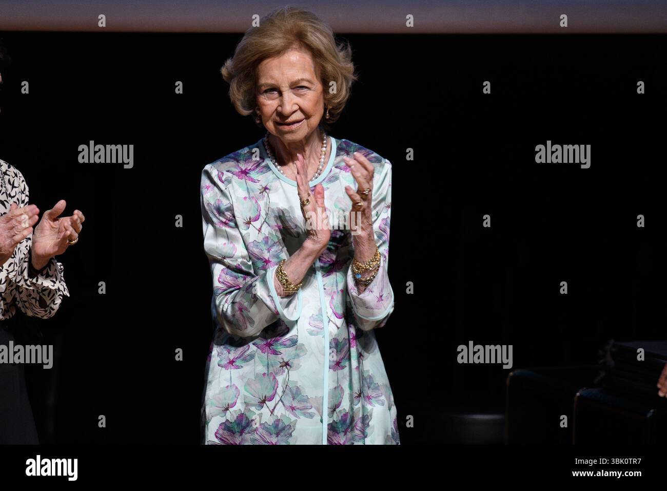 Reine Sofia d'Espagne lors de la cérémonie de clôture des cours à l'École de musique Reina Sofia au Musée Reina Sofia de Madrid le 17 juin 202 Banque D'Images