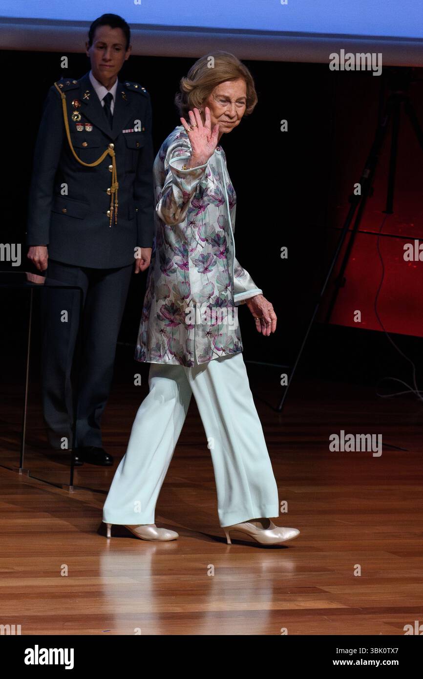 Reine Sofia d'Espagne lors de la cérémonie de clôture des cours à l'École de musique Reina Sofia au Musée Reina Sofia de Madrid le 17 juin 202 Banque D'Images