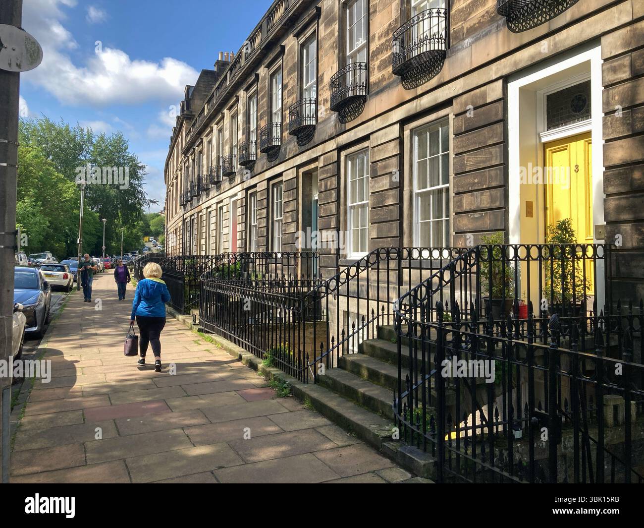 Dean Terrace, Stockbridge, Edinburgh New Town Streets, logements haut de gamme, Édimbourg, Écosse - Image de stock capturée avec un smartphone