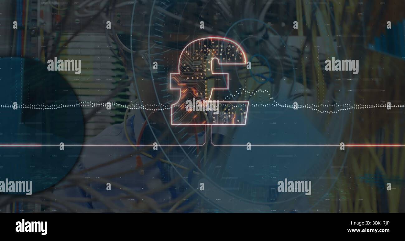 Affichage du symbole du circuit en livre sterling brillant au-dessus de la salle des serveurs, avec câbles et forme d'onde numérique Banque D'Images