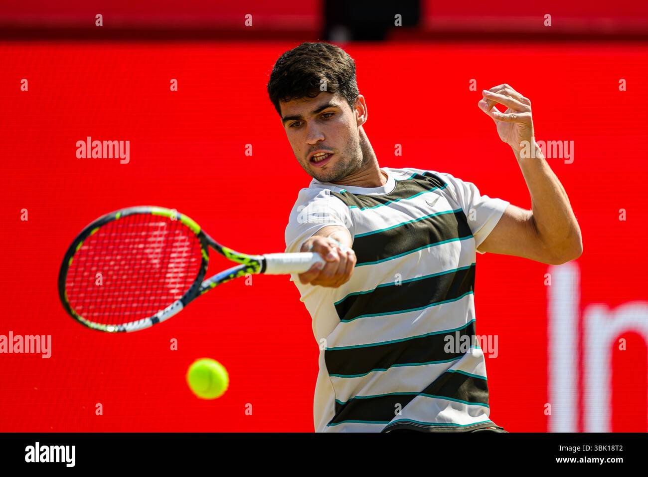LONDRES, ROYAUME-UNI 17 juin : lors de l'ATP 500, le jour 8 des Championnats HSBC 2025 au Queen's Club, le mardi 17 juin 2025 à LONDRES, au ROYAUME-UNI. Crédit : Taka Wu/Alamy Live News Banque D'Images