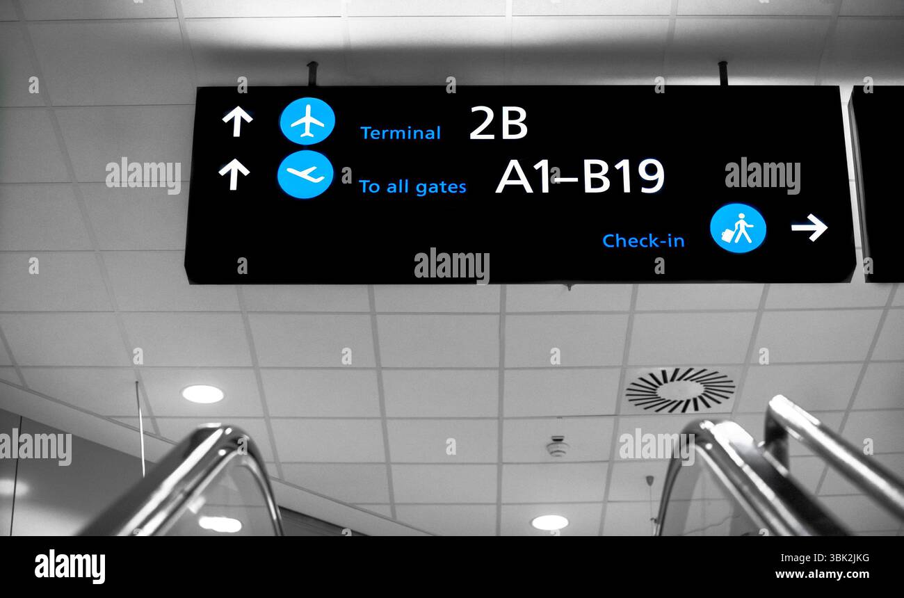 Terminal Airport Sign à Budapest, Hongrie Banque D'Images