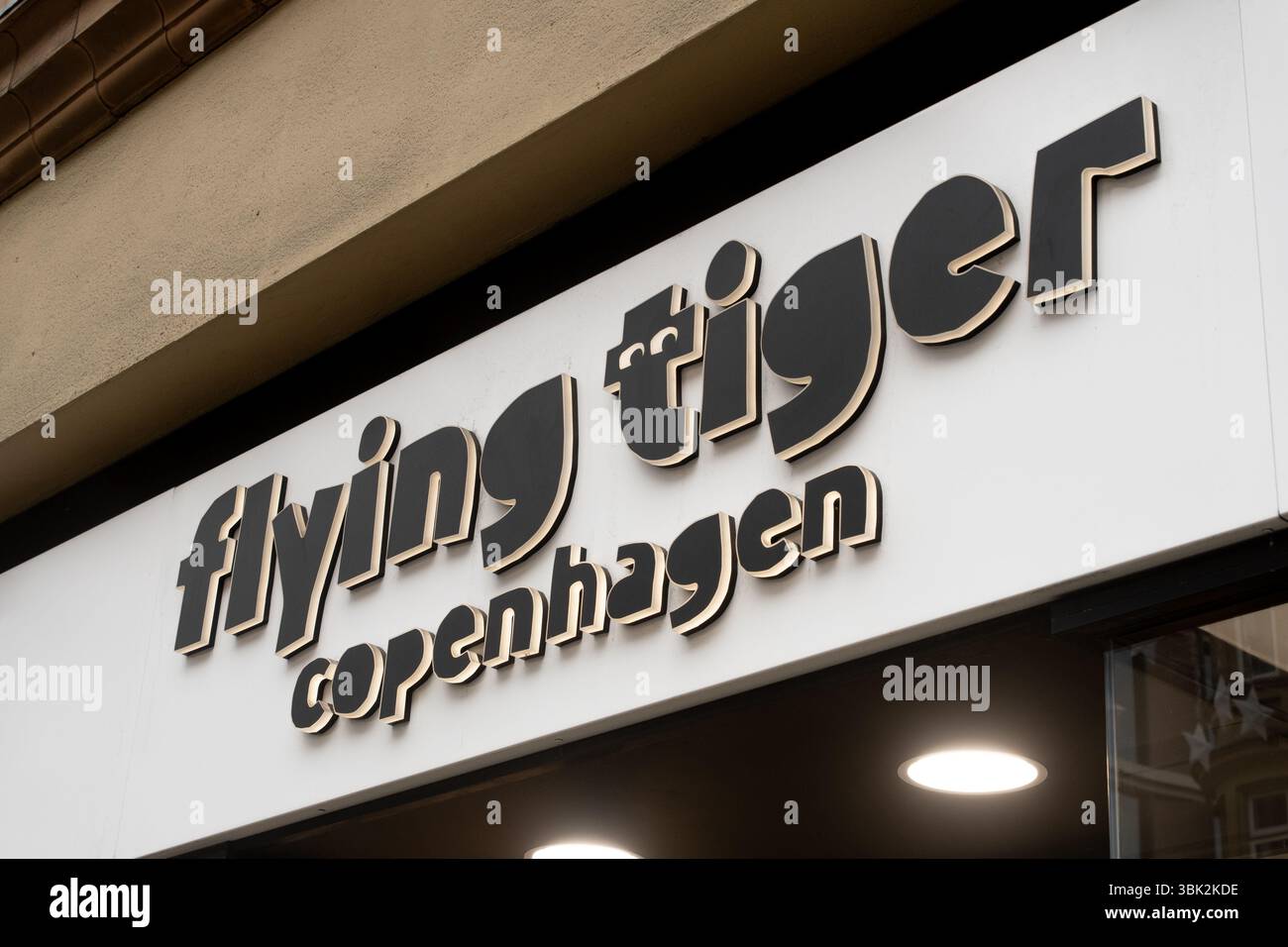 Londres, Royaume-Uni - 19 octobre 2024 - enseigne Flying Tiger Copenhagen Banque D'Images