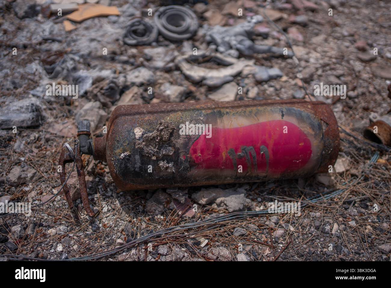 6 mai 2025 Kibboutz Nir Oz. Photographié 18 mois après l’attaque du Hamas le 7 octobre 2023, le kibboutz est encore pour la plupart en ruines Banque D'Images