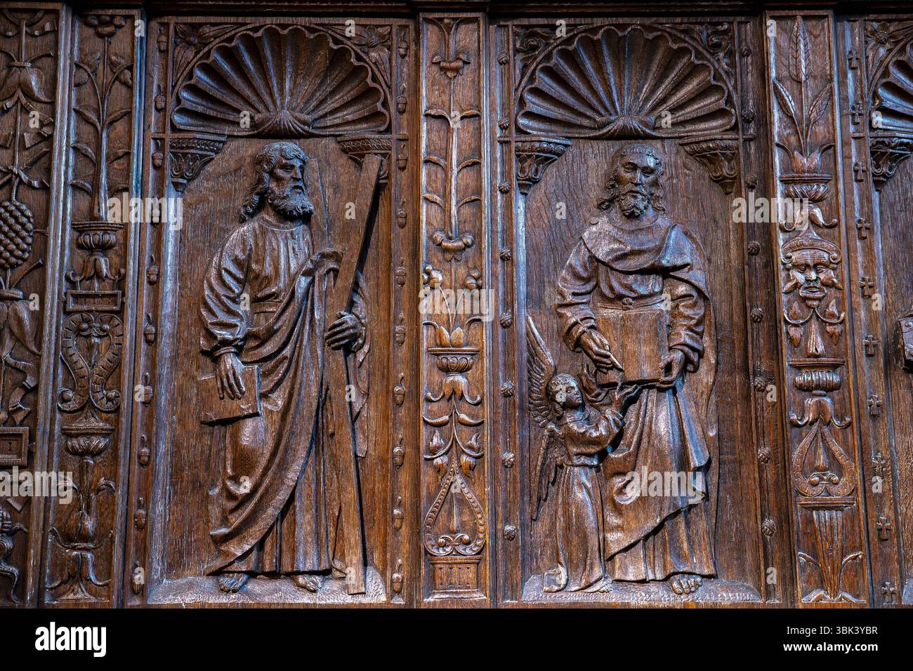 Cathédrale notre-Dame, Paris, France. reliefs du xvie siècle sur bois Banque D'Images
