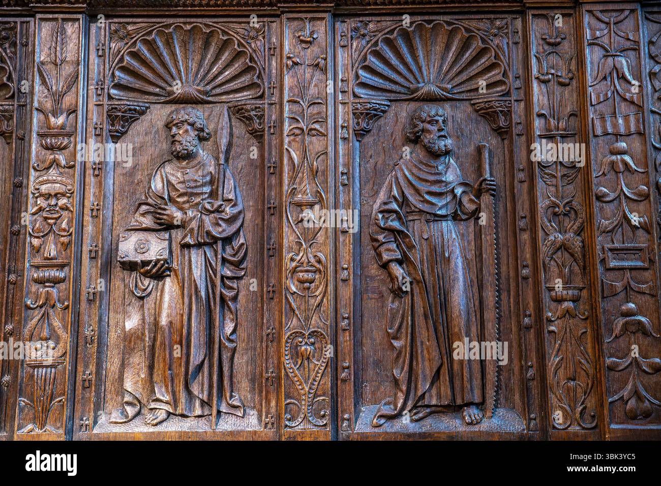 Cathédrale notre-Dame, Paris, France. reliefs du xvie siècle sur bois Banque D'Images
