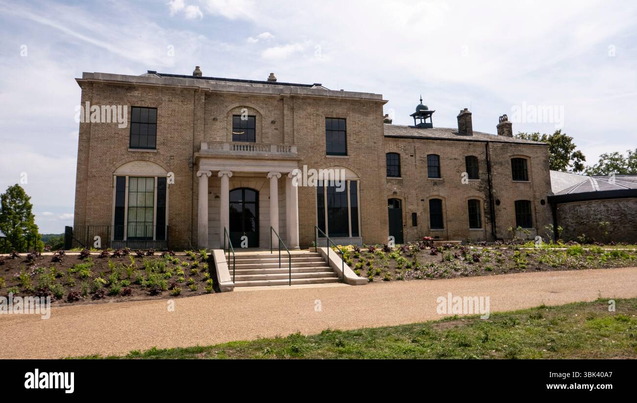 Vue sur Brockwell Hall dans Brockwell Park dans le sud de Londres. Brockwell Hall est un manoir géorgien classé Grade II*, créé en 1813. Phot Banque D'Images