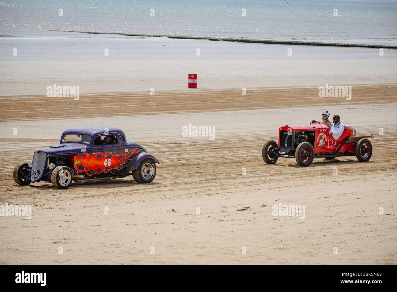 Course de dragsters « race the Waves » à Bridlington Banque D'Images