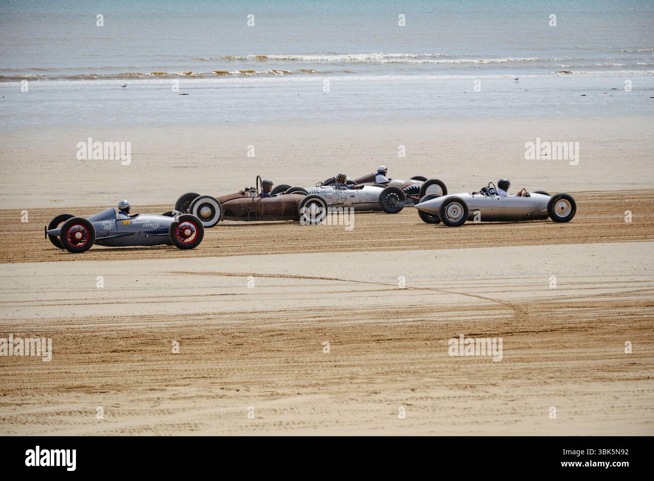 Course de dragsters « race the Waves » à Bridlington Banque D'Images