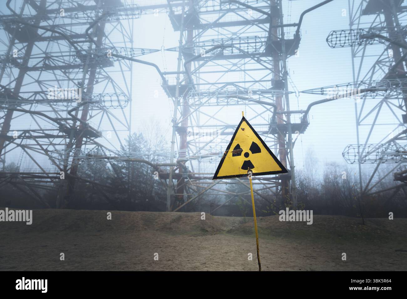 Signe de la radioactivité en périphérie de Tchernobyl 2019 libre Banque D'Images