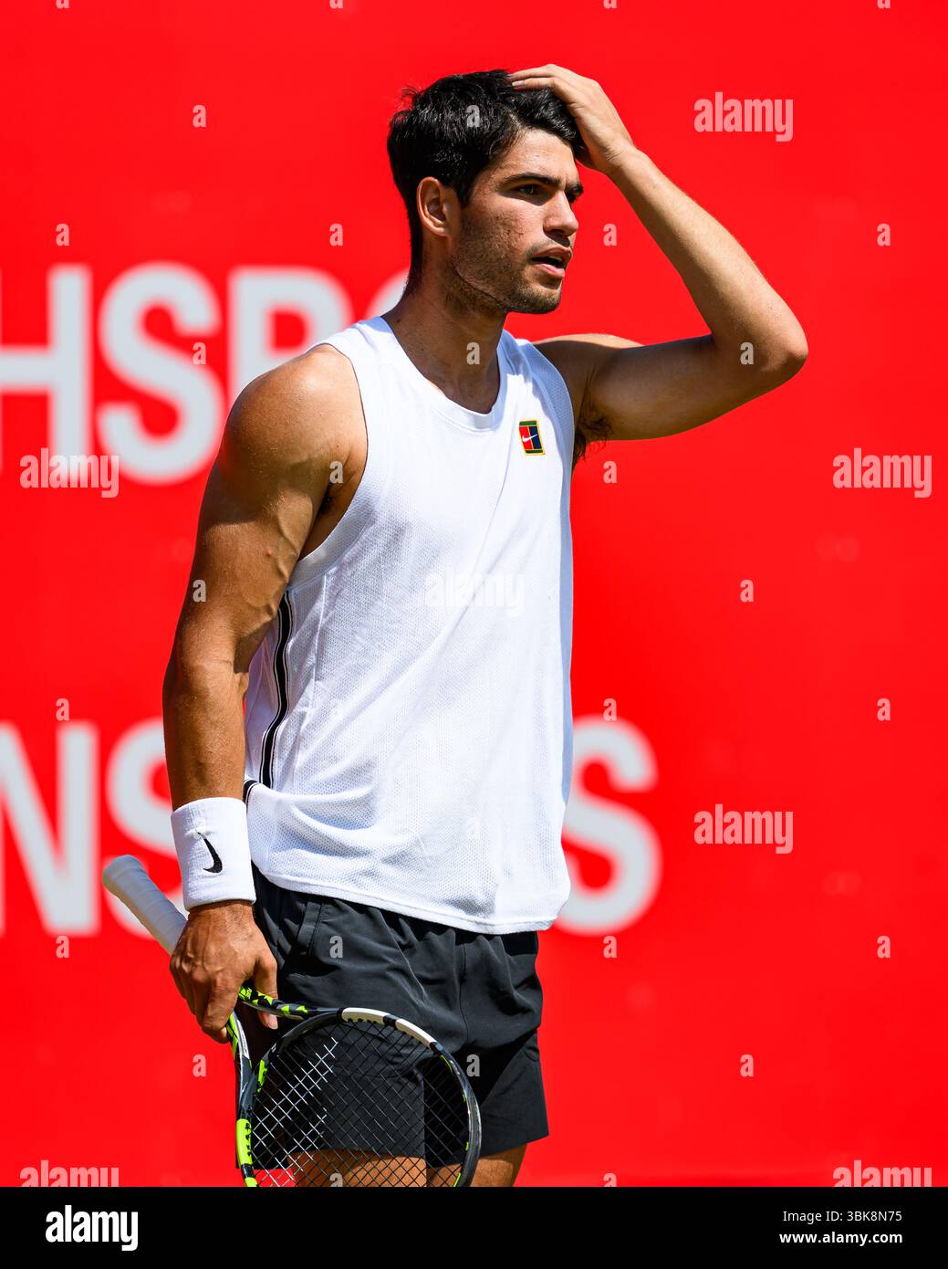 LONDRES, ROYAUME-UNI 19 juin : Carlos Alcaraz (EPS) en séance d'entraînement lors de l'ATP 500 le jour 9 des Championnats HSBC 2025 au Queen's Club le jeudi 19 juin 2025 à LONDRES, ROYAUME-UNI. Crédit : Taka Wu/Alamy Live News Banque D'Images