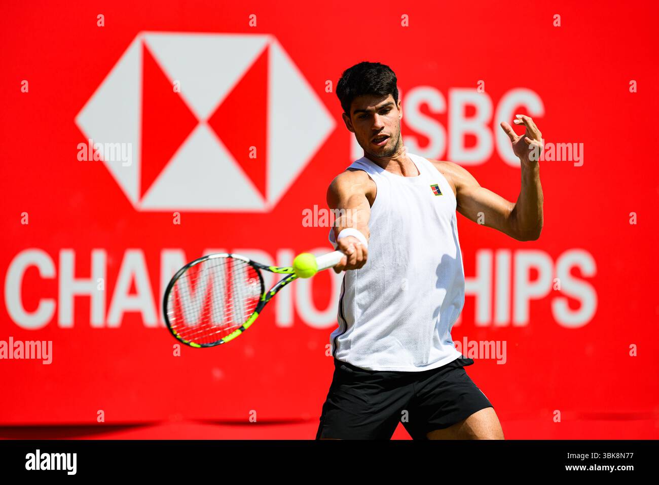 LONDRES, ROYAUME-UNI 19 juin : Carlos Alcaraz (EPS) en séance d'entraînement lors de l'ATP 500 le jour 9 des Championnats HSBC 2025 au Queen's Club le jeudi 19 juin 2025 à LONDRES, ROYAUME-UNI. Crédit : Taka Wu/Alamy Live News Banque D'Images