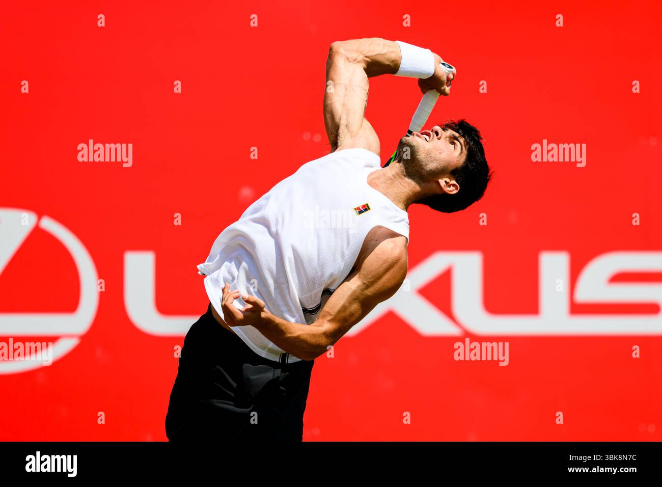 LONDRES, ROYAUME-UNI 19 juin : Carlos Alcaraz (EPS) en séance d'entraînement lors de l'ATP 500 le jour 9 des Championnats HSBC 2025 au Queen's Club le jeudi 19 juin 2025 à LONDRES, ROYAUME-UNI. Crédit : Taka Wu/Alamy Live News Banque D'Images