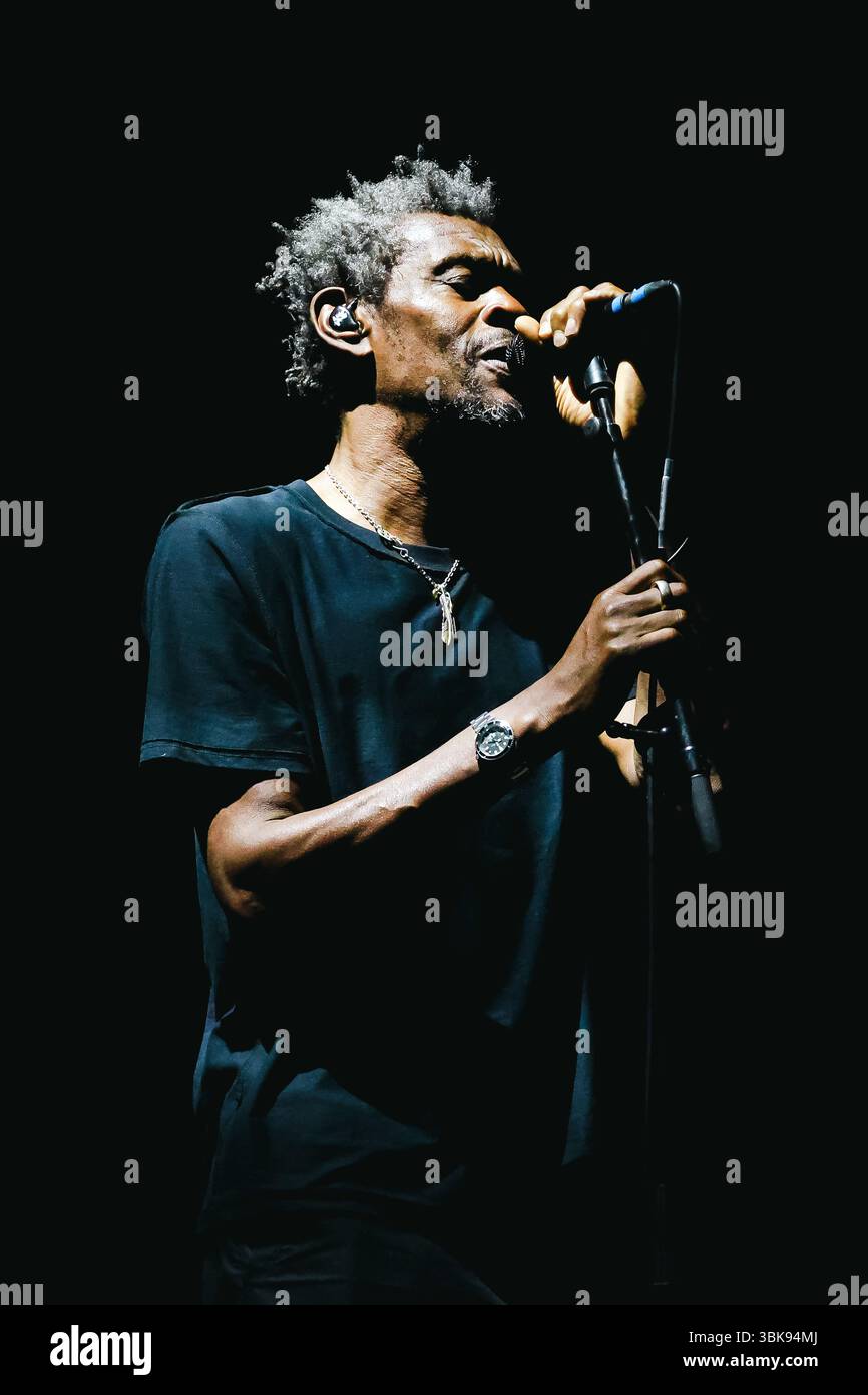 Milan, Italie. 19 juin 2025. Milan, massive Attack se produit en concert lors du festival Unaltrofestival au Parco della Musica. Sur la photo : Grant Daddy G Marshall (chanteur et musicien) crédit : Independent photo Agency/Alamy Live News Banque D'Images