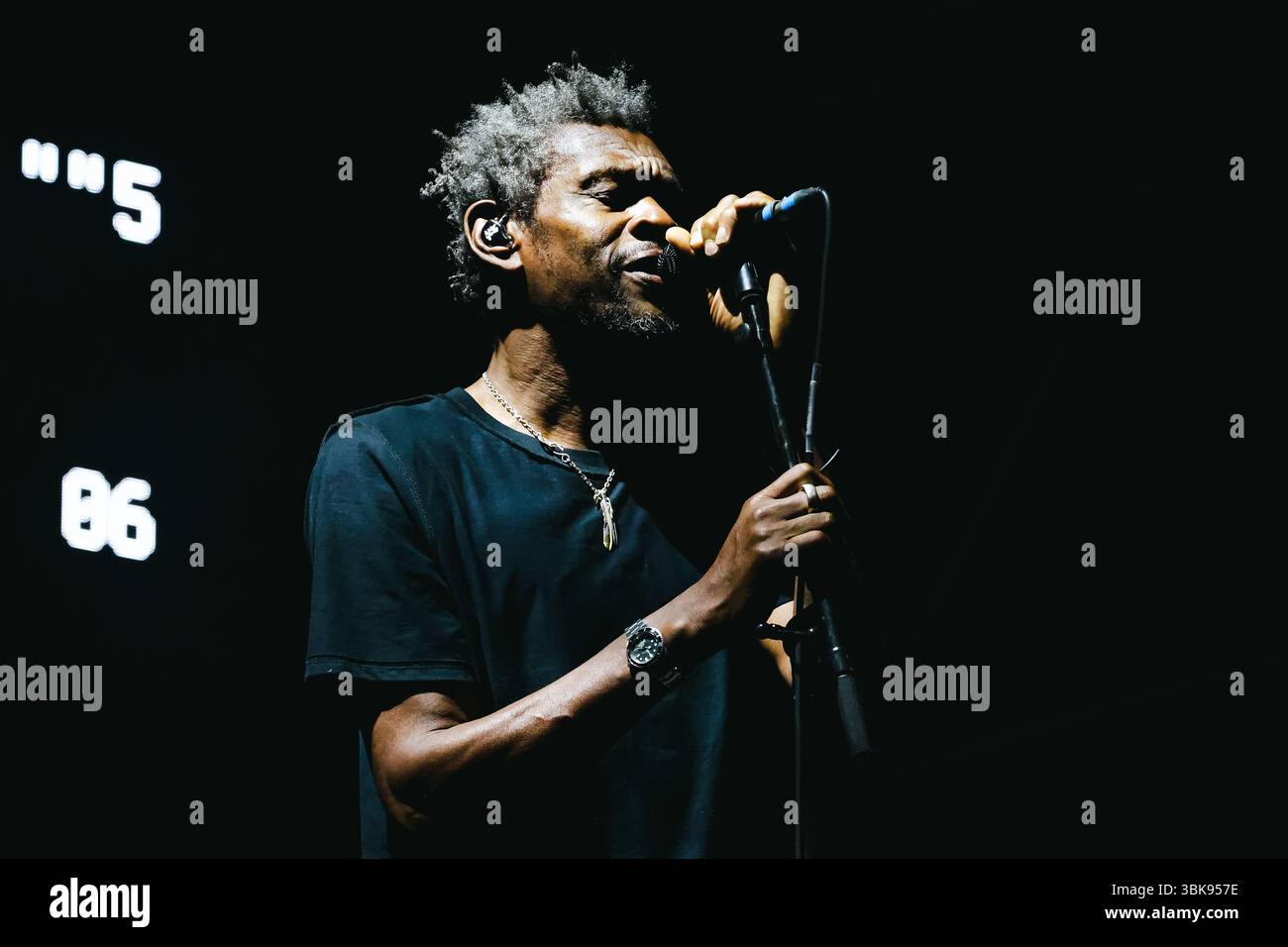 Milan, Italie. 19 juin 2025. Milan, massive Attack se produit en concert lors du festival Unaltrofestival au Parco della Musica. Sur la photo : Grant Daddy G Marshall (chanteur et musicien) crédit : Independent photo Agency/Alamy Live News Banque D'Images