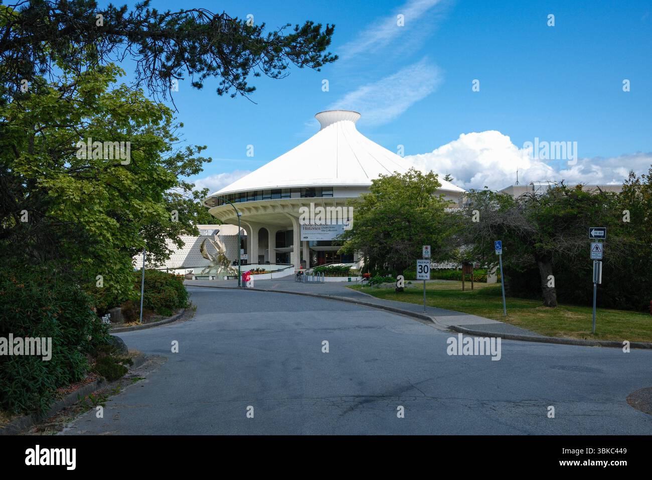 La conception architecturale de l'ère spatiale du Musée de Vancouver à Kitsilano. Banque D'Images