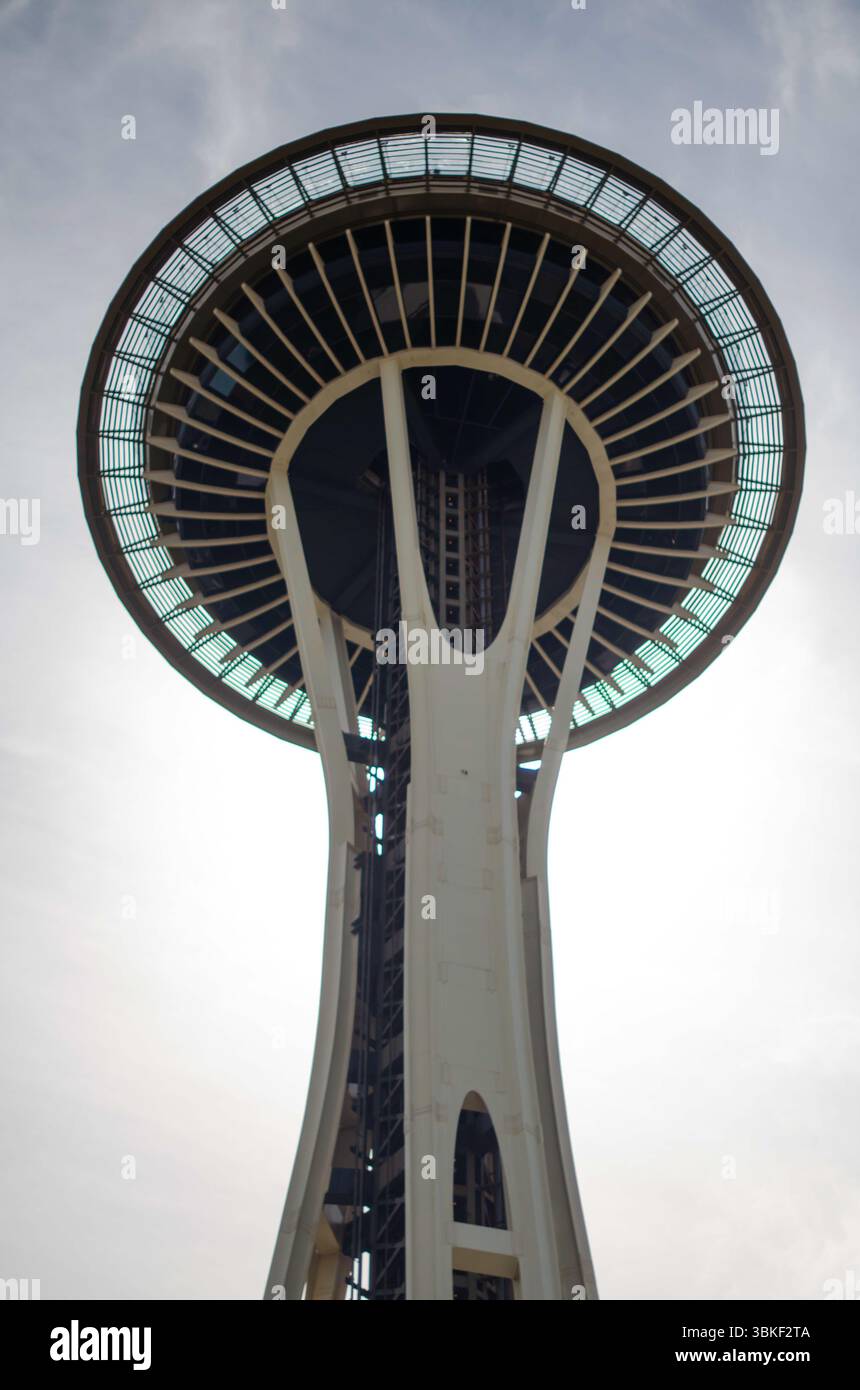 Différentes perspectives de l'aiguille spatiale de Seattle Banque D'Images