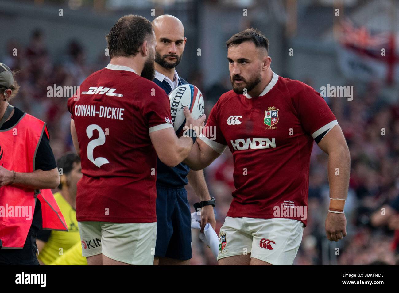 Dublin, Irlande. 21 juin 2025. Luke Cowan-Dickle des Lions et Ronan Kelleher des Lions lors du match de la Coupe Lions 1888 entre les Lions britanniques et irlandais et l'Argentine à Aviva Stadium à Dublin, Irlande le 20 juin 2025 (photo par Andrew SURMA/ crédit : Sipa USA/Alamy Live News Banque D'Images