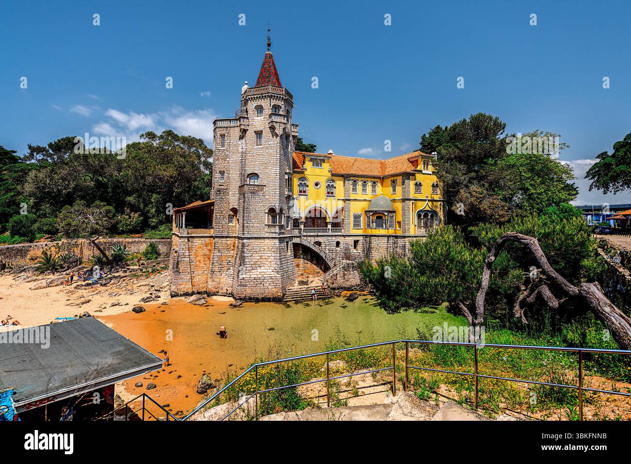 Cascais, Portugal 20 avril 2024 : le Musée dos Condes de Castro Guimaraes est situé dans une zone qui abrite les musées les plus importants et les plus emblématiques de la ville. Banque D'Images