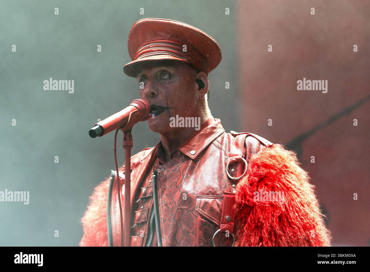 Till Lindemann live beim Metal Air 2025 Festival in der Almased Arena auf dem Albrecht-Thear-Gelände. Uelzen, 21.06.2025 Banque D'Images