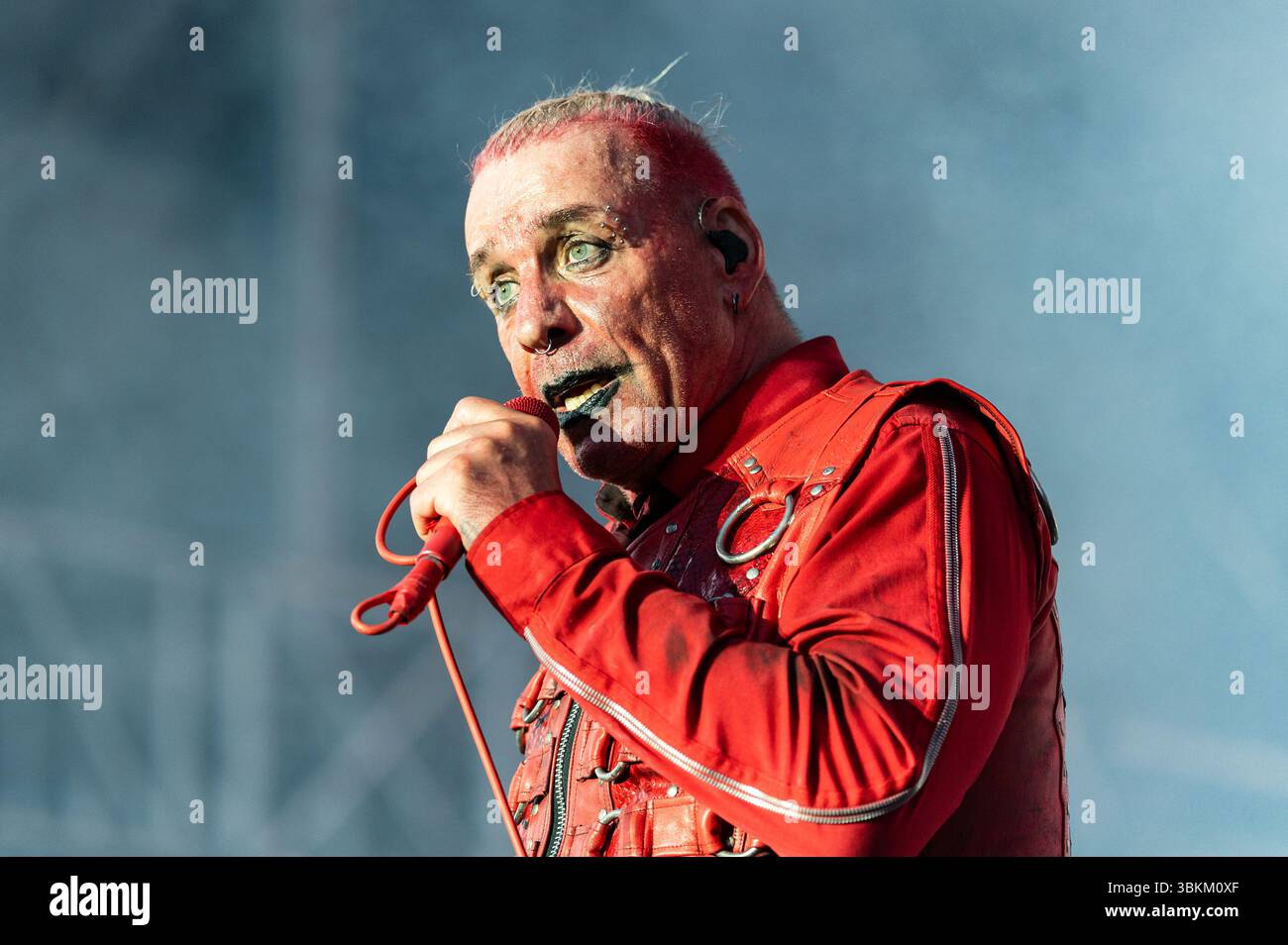 Till Lindemann live beim Metal Air 2025 Festival in der Almased Arena auf dem Albrecht-Thear-Gelände. Uelzen, 21.06.2025 Banque D'Images