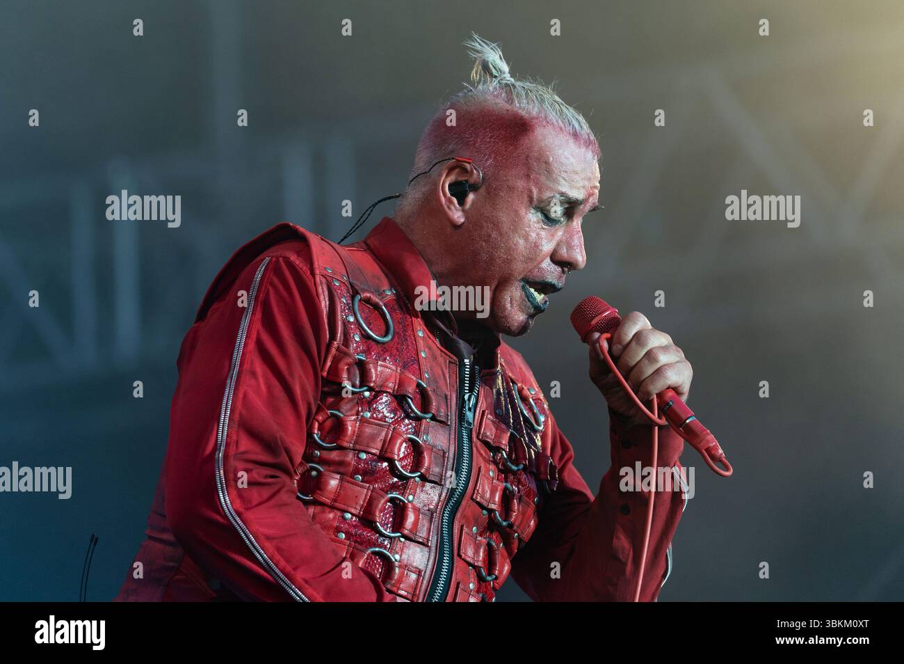 Till Lindemann live beim Metal Air 2025 Festival in der Almased Arena auf dem Albrecht-Thear-Gelände. Uelzen, 21.06.2025 Banque D'Images