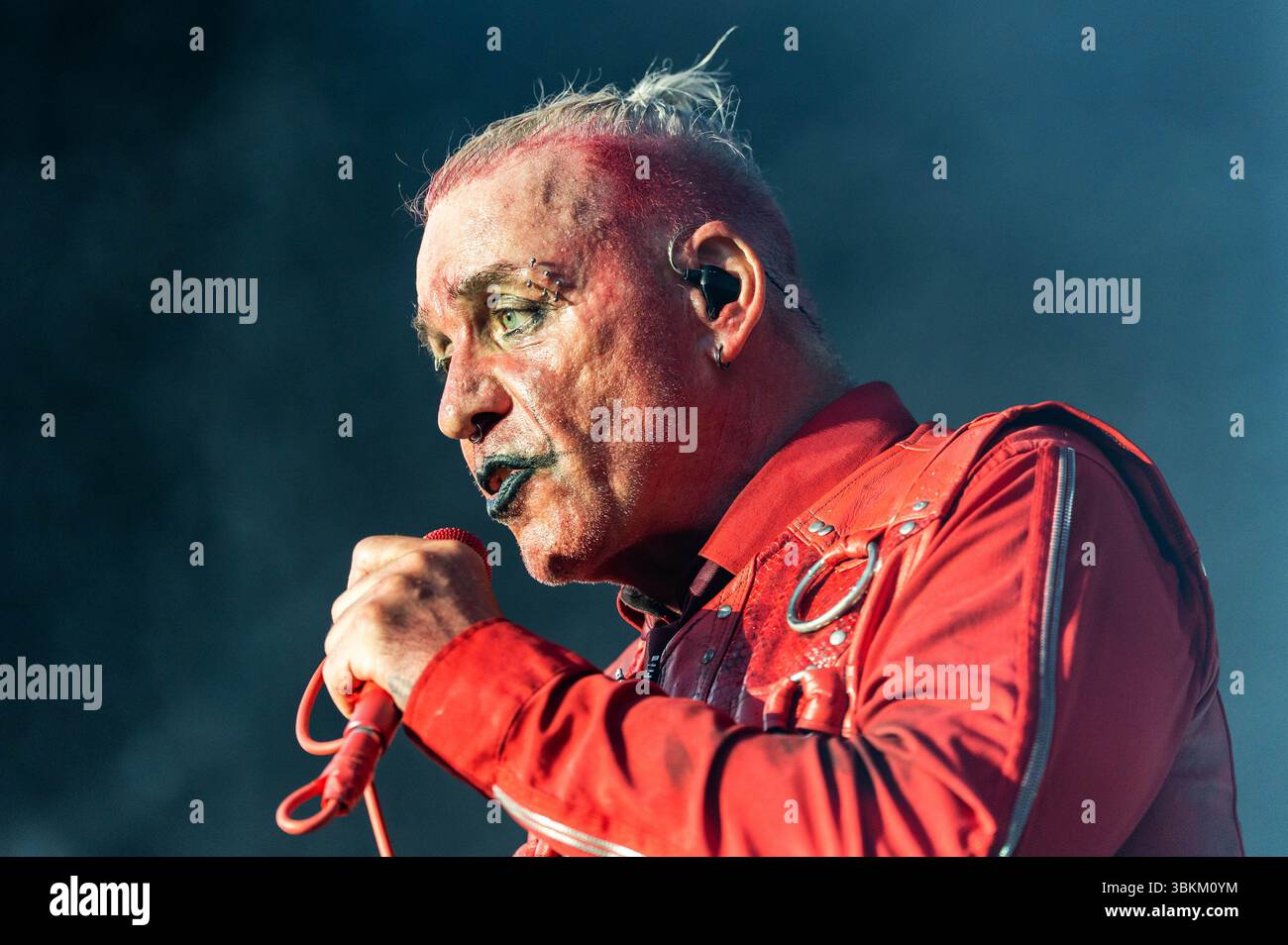 Till Lindemann live beim Metal Air 2025 Festival in der Almased Arena auf dem Albrecht-Thear-Gelände. Uelzen, 21.06.2025 Banque D'Images