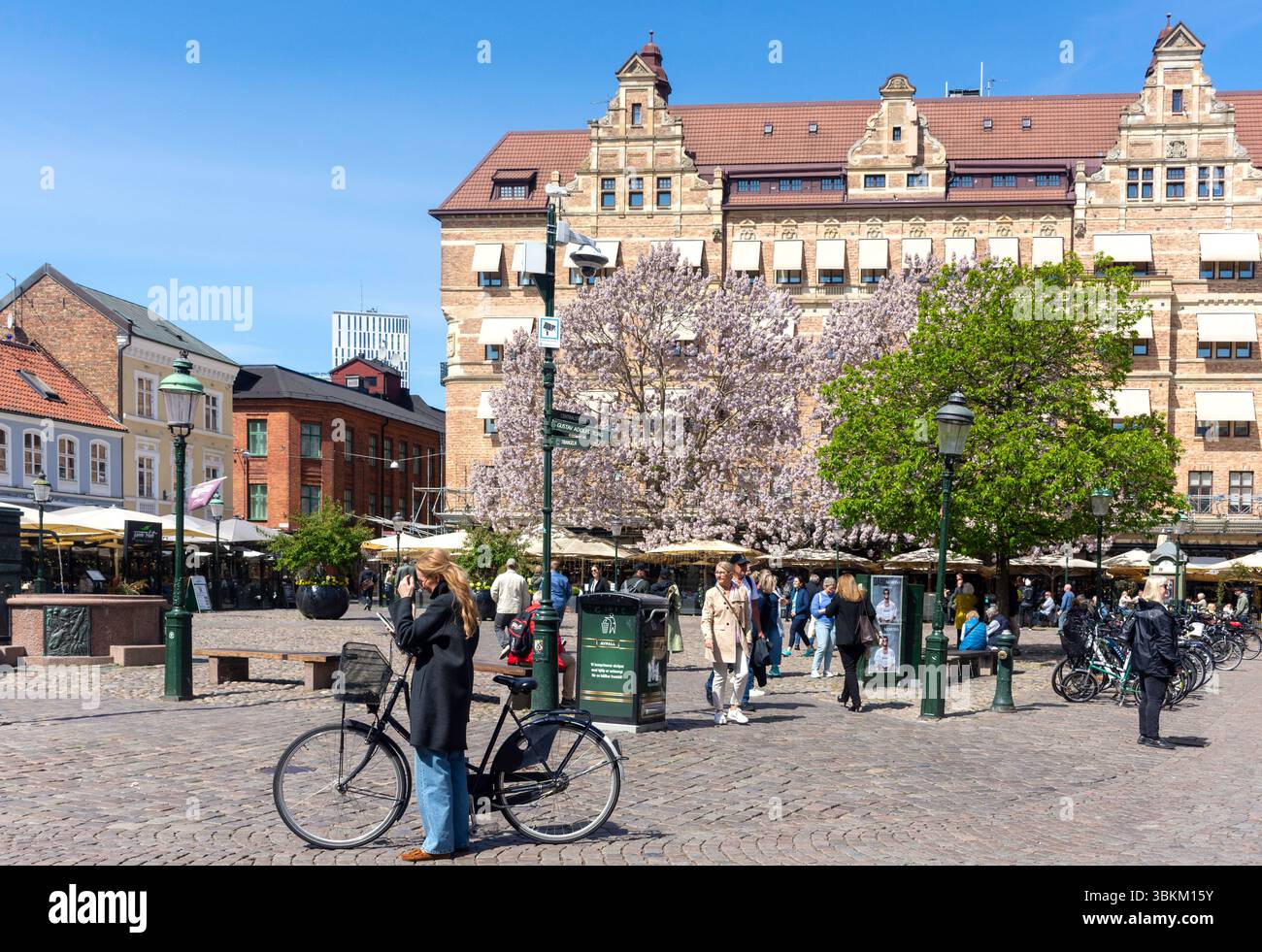 Restaurants en plein air, Lilla torg, Malmö, Province de Scania, Royaume de Suède Banque D'Images