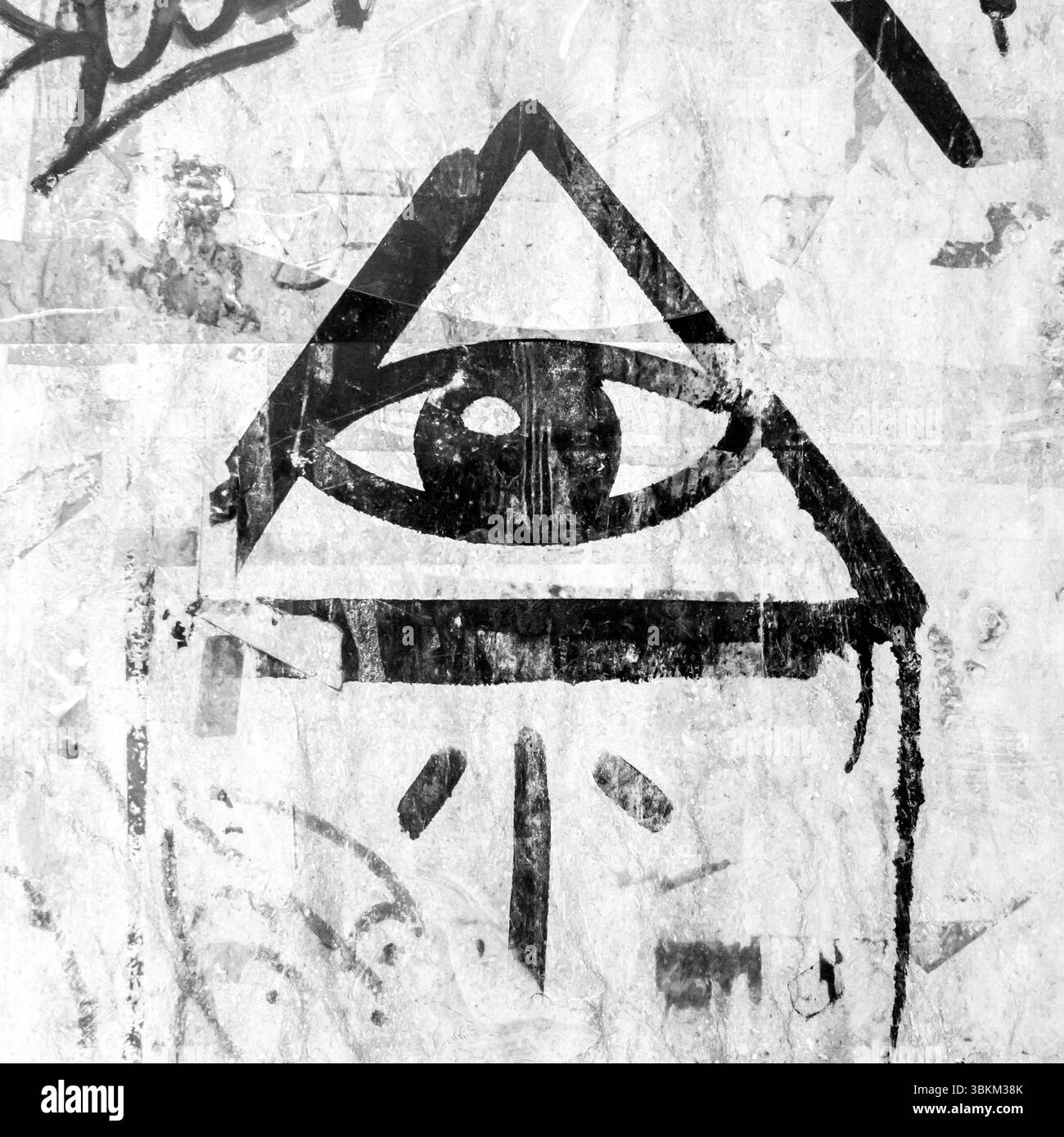 Logo Illuminati. Logo Illuminati peint sur le mur. 'Tous voyant l'œil' de Dieu dans le triangle de géométrie sacrée. Maçonnerie et symbole Illuminati dans le triangle w Banque D'Images