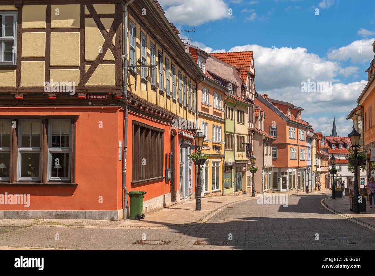 Rue commerçante, ville historique de Mühlhausen, ancienne ville impériale, ville de Thomas Münzer, Martin Luther et J. Sebastian Bach, Thuringe, Allemagne Banque D'Images