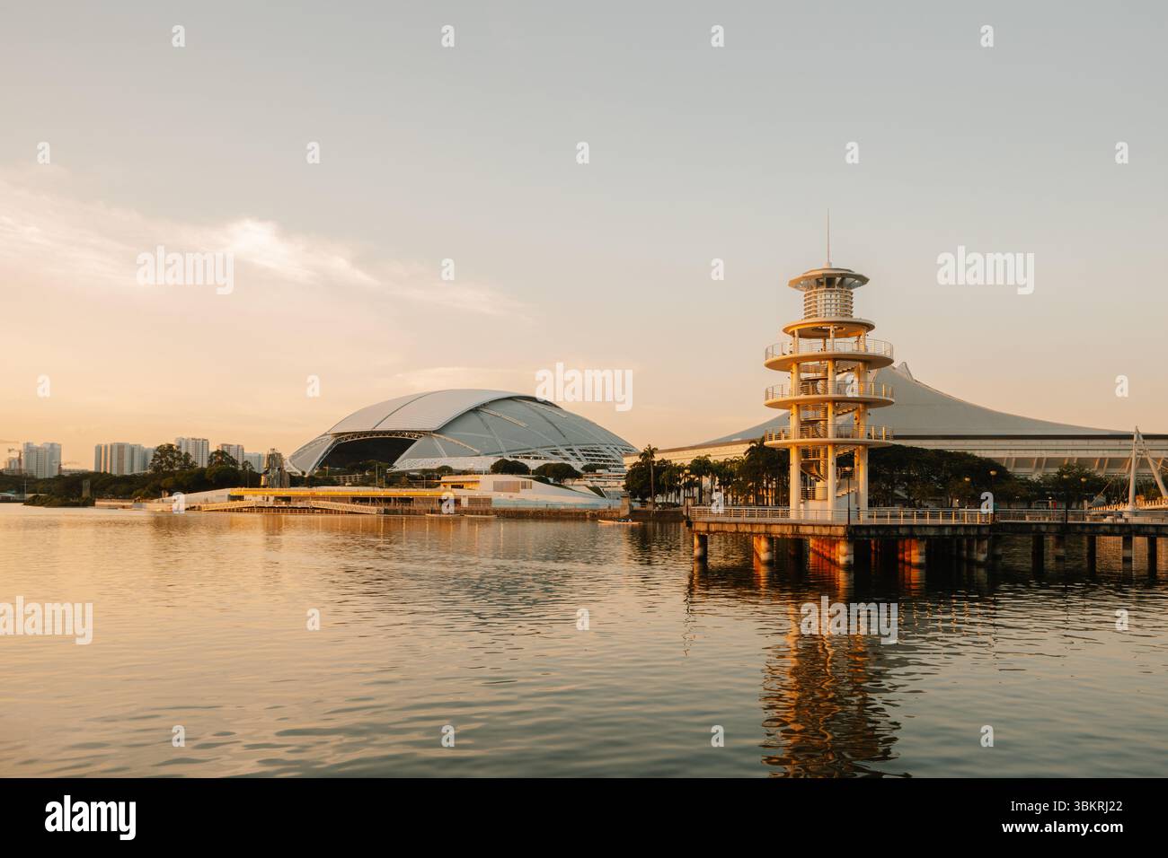 Stade national de Singapour au coucher du soleil Kallang Basin Banque D'Images