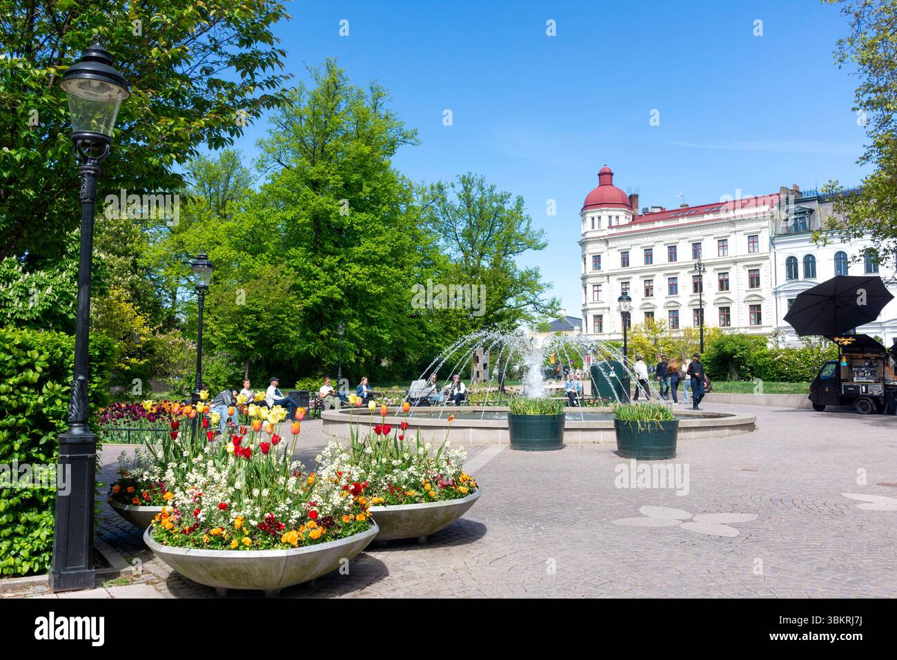 Fontaine d'eau dans le parc Bantorget, Centrala Staden, Lund, province de Scania, Royaume de Suède Banque D'Images