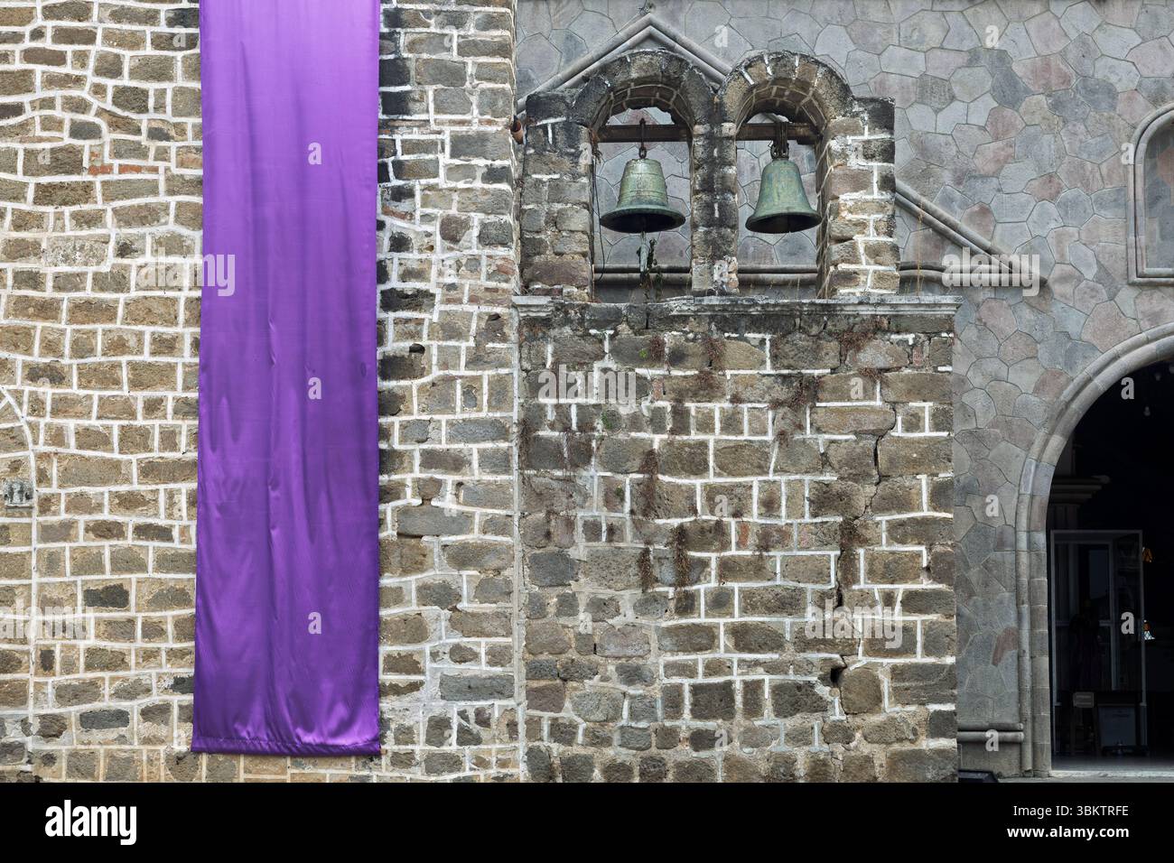 Violet Prete Carême catholique Banque de photographies et d’images à haute ...