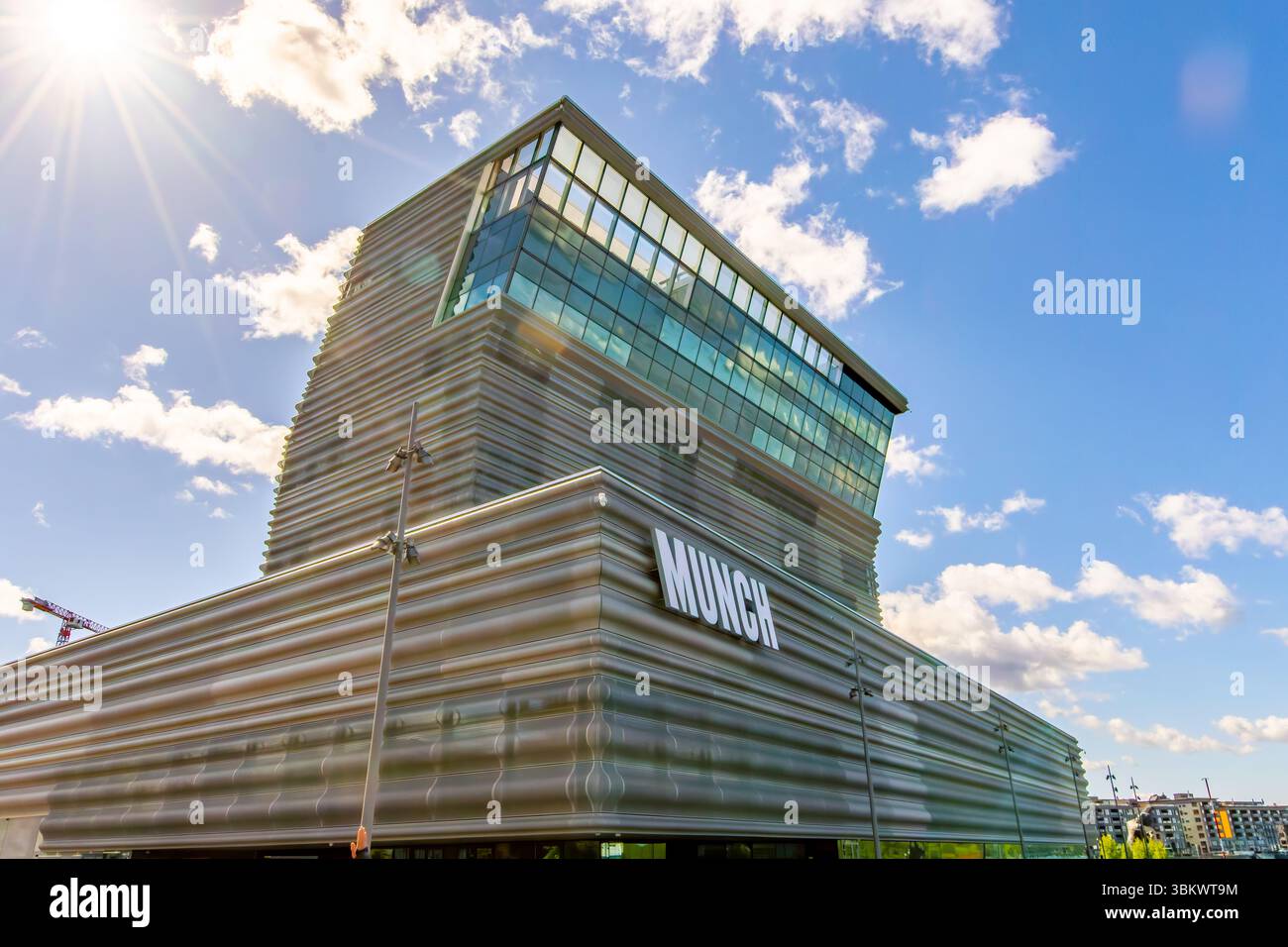 Le Nouveau Musée MUNCH par Estudio Herrero à Bjørvika, Oslo, Norvège dédié à la vie et aux œuvres de l'artiste norvégien Edvard Munch. Banque D'Images