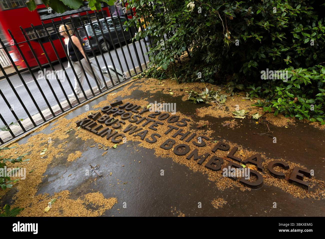Le mémorial aux victimes des attentats de Londres du 7 juillet 2005 est vu à Tavistock Square, dans le centre de Londres, à l'approche du 20e anniversaire des attentats Banque D'Images