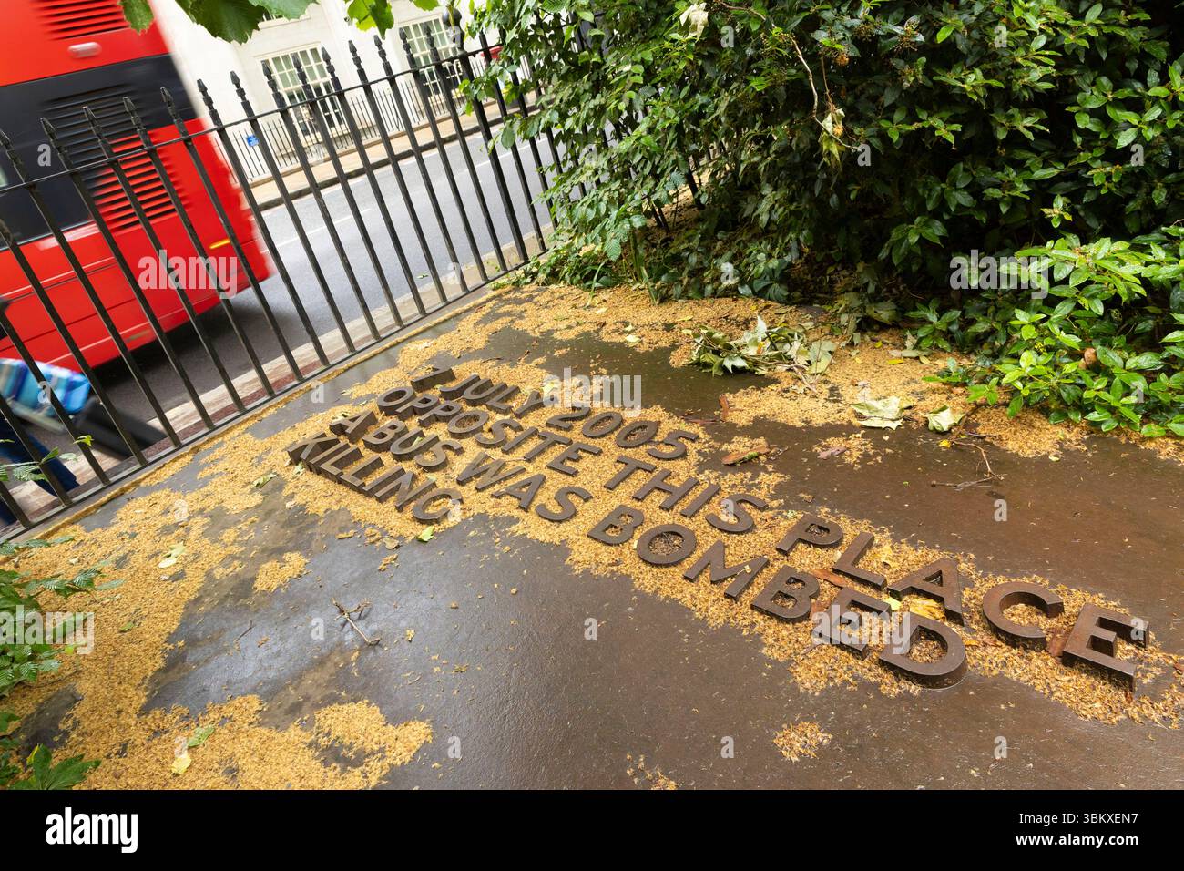 Le mémorial aux victimes des attentats de Londres du 7 juillet 2005 est vu à Tavistock Square, dans le centre de Londres, à l'approche du 20e anniversaire des attentats Banque D'Images