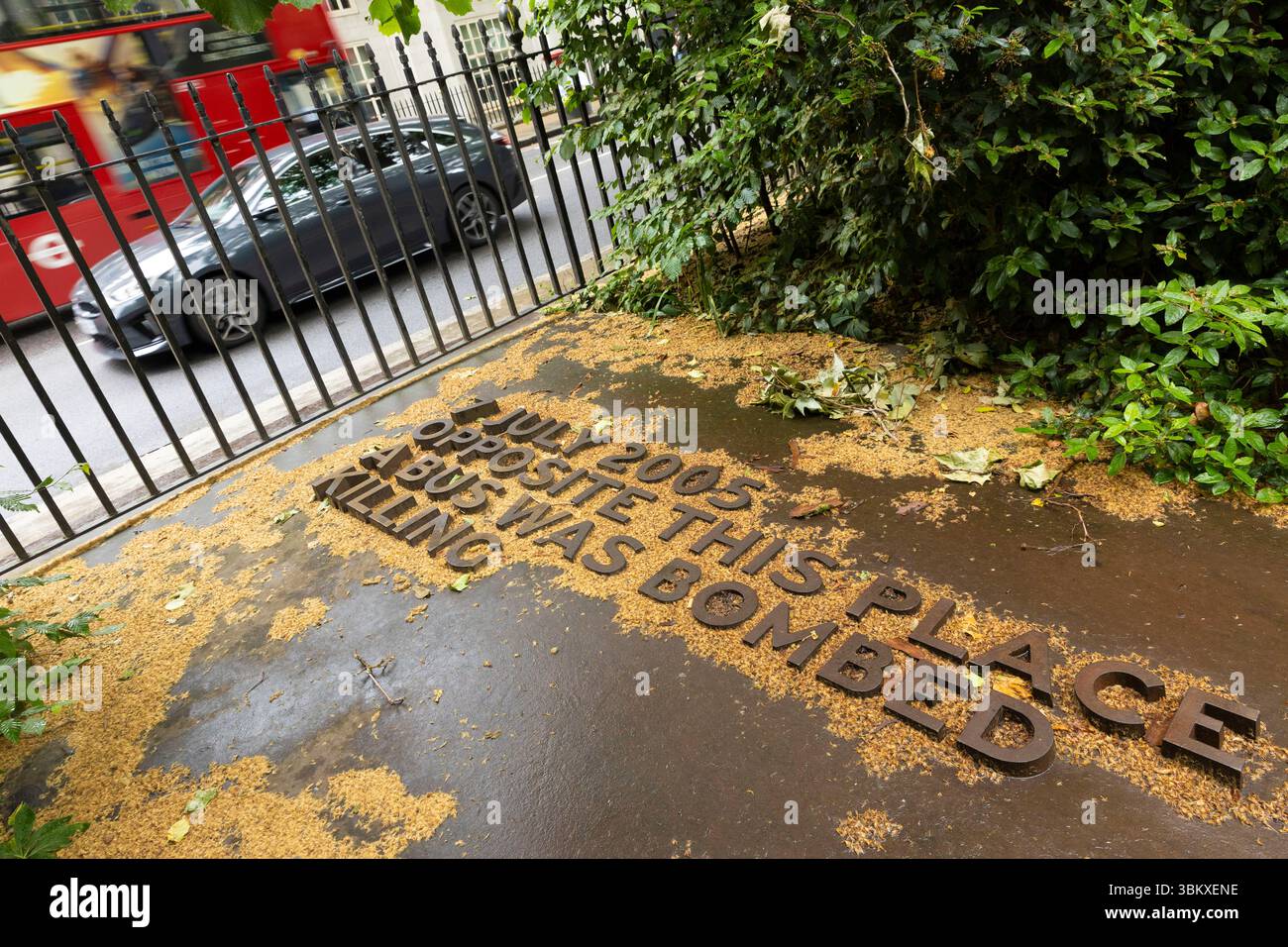 Le mémorial aux victimes des attentats de Londres du 7 juillet 2005 est vu à Tavistock Square, dans le centre de Londres, à l'approche du 20e anniversaire des attentats Banque D'Images