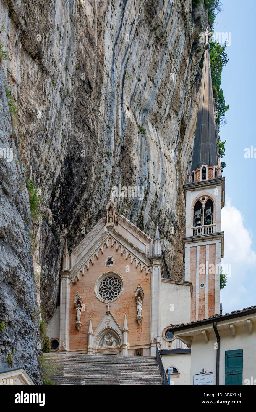 Santuario Madonna della Corona, Spiazzi, Lombardie, Italie Banque D'Images
