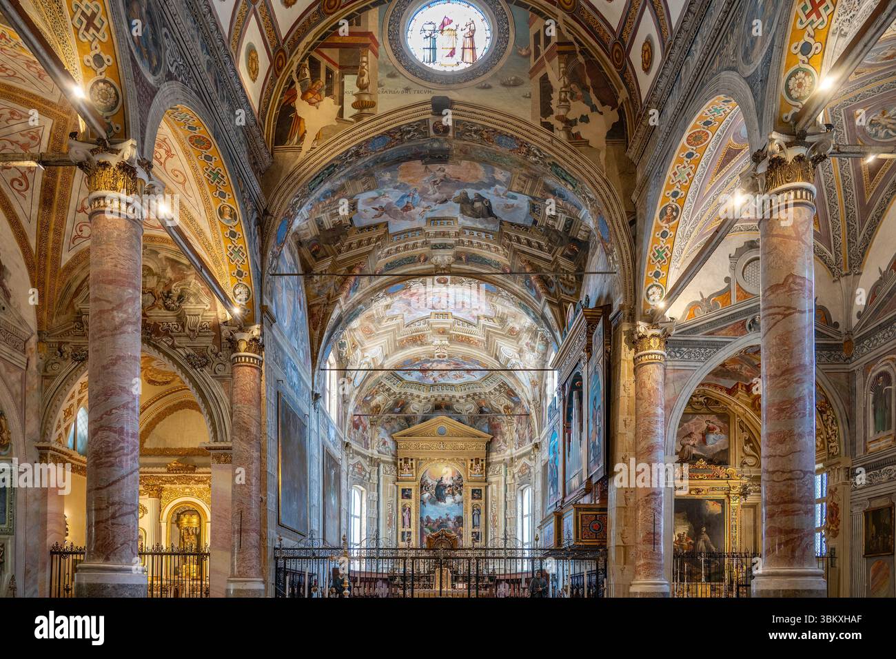 Intérieur Basilique Santa Maria Velvandre, Lovere, Lombardie, Italie Banque D'Images