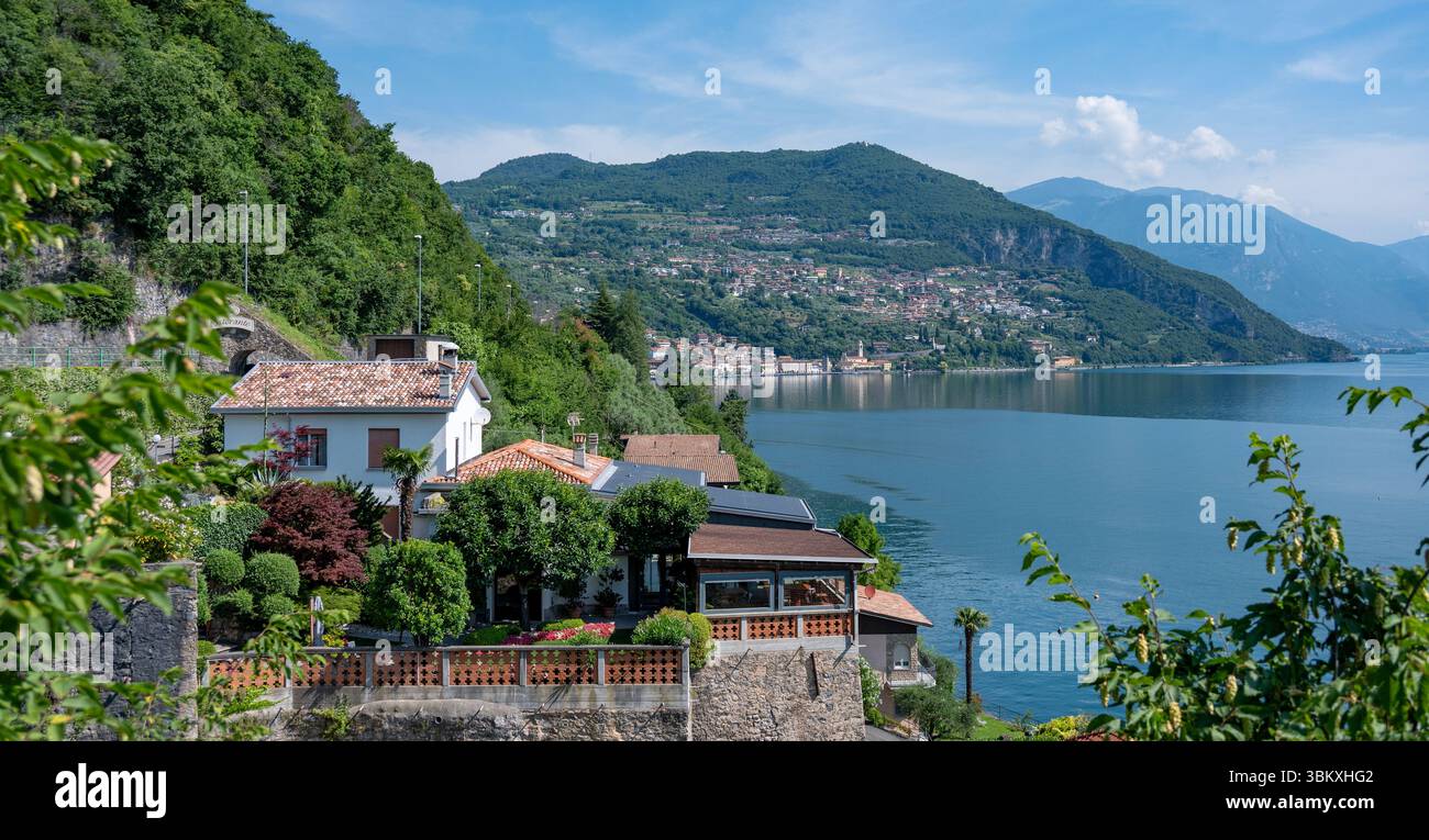 Lago d'Isolde de Predore, Lombardie, Italie Banque D'Images