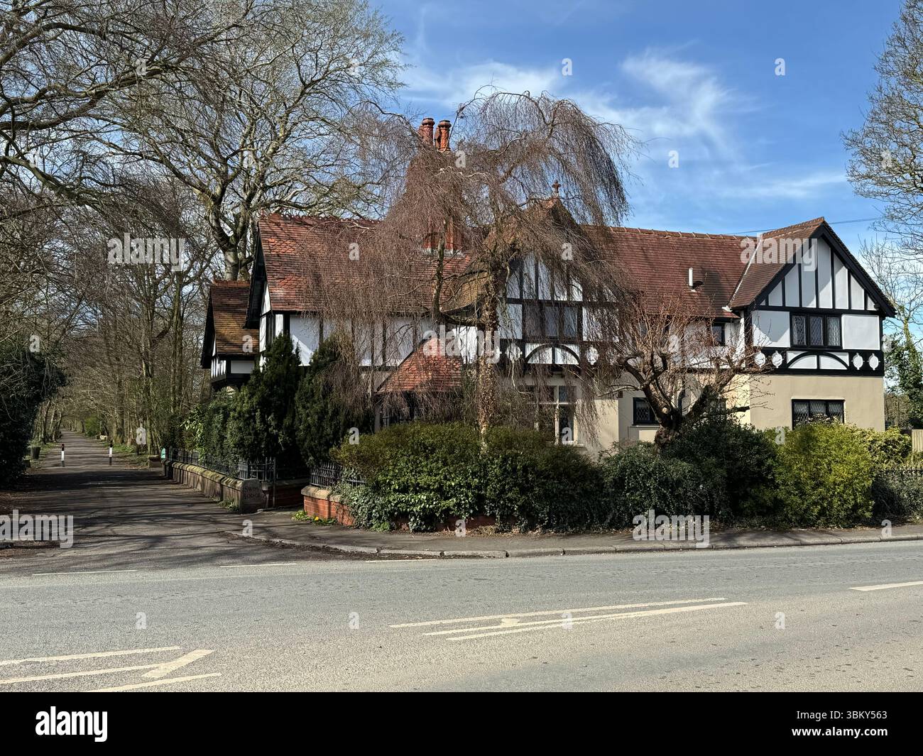 Maison de campagne dans Green Drive Woodland, Lytham St Annes, Lancashire, Angleterre, Royaume-Uni Banque D'Images