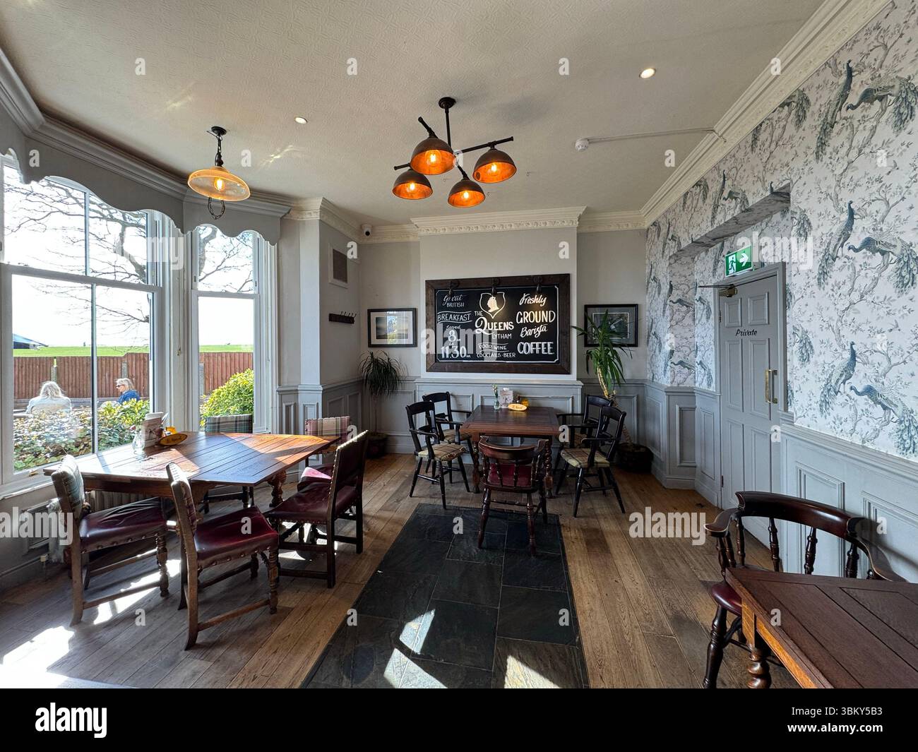 Pub in the County Hotel à Lytham St Annes, Lancashire, Angleterre, Royaume-Uni Banque D'Images