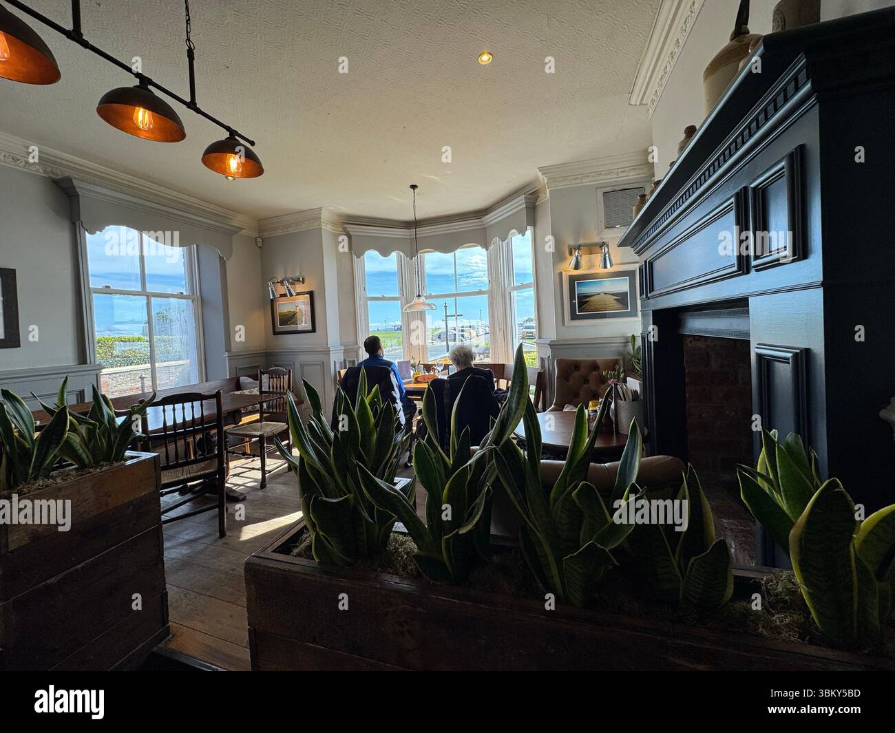 Pub in the County Hotel à Lytham St Annes, Lancashire, Angleterre, Royaume-Uni Banque D'Images