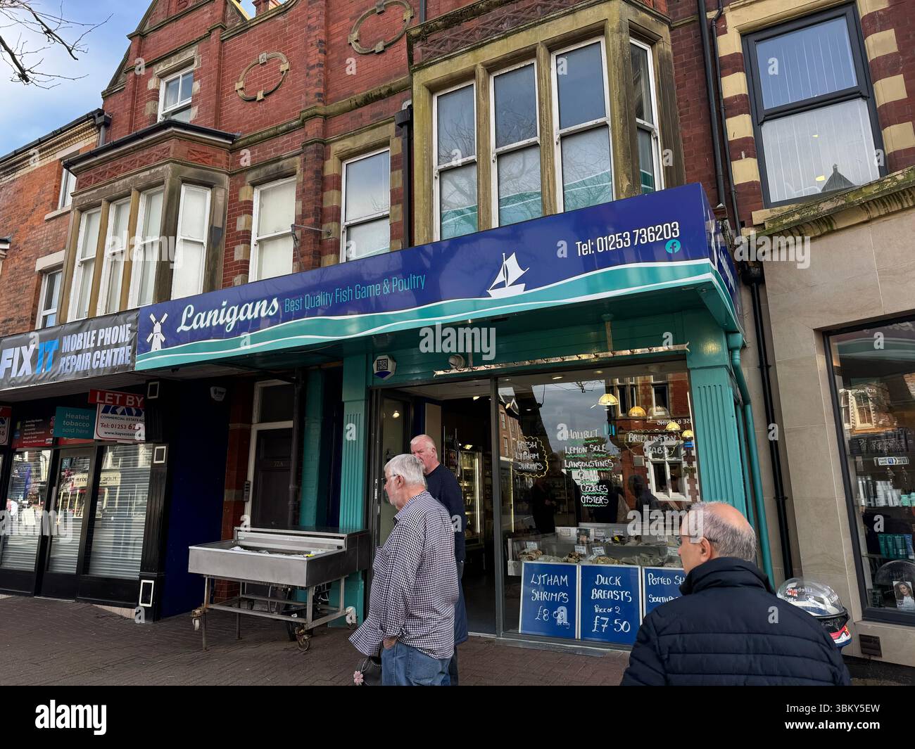 Lanigans, magasin de poissons, Clifton St, Lytham St Annes, Lancashire, Angleterre, Royaume-Uni Banque D'Images