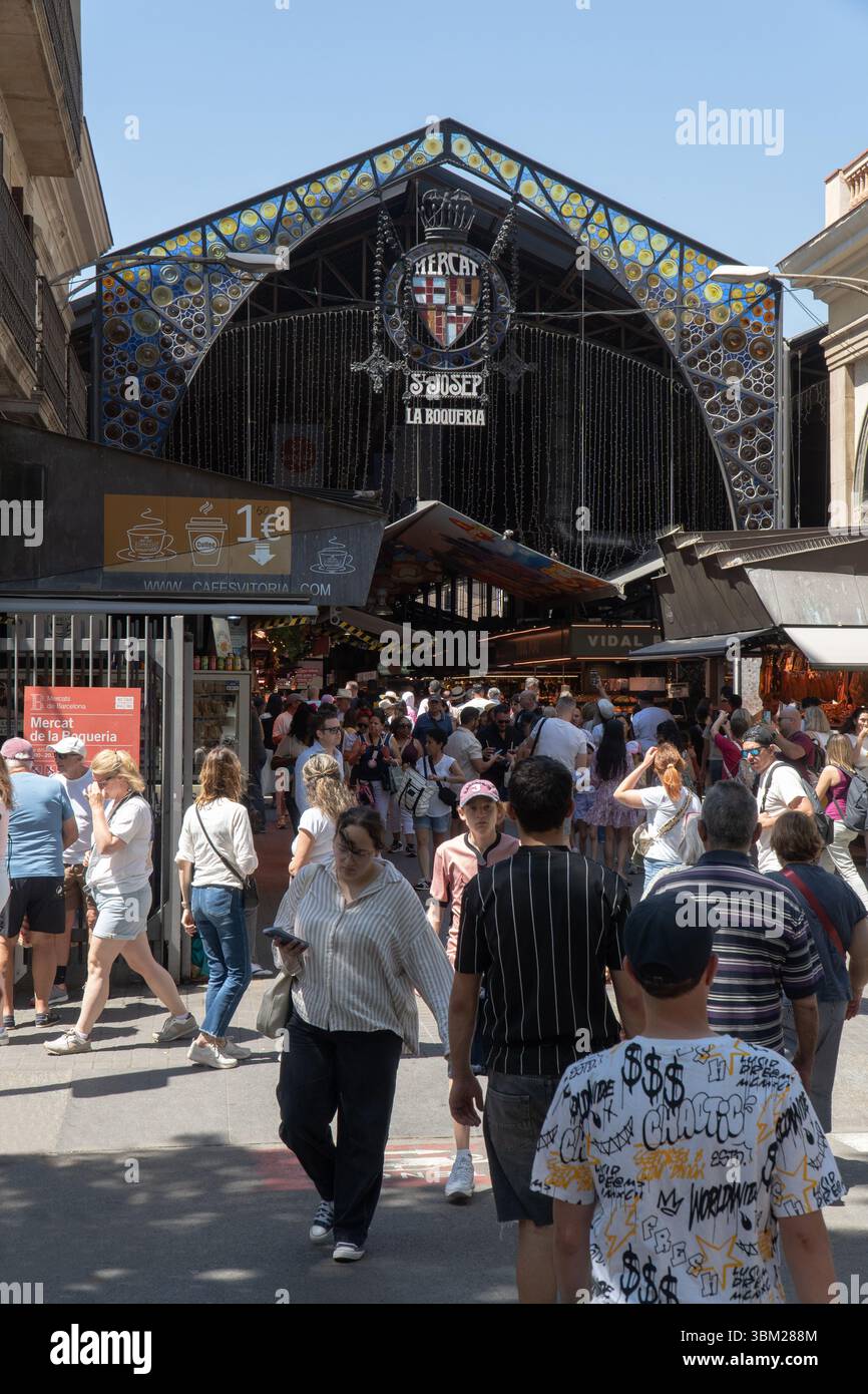Marché de la Boqueria à Las Ramblas Barcelone Banque D'Images