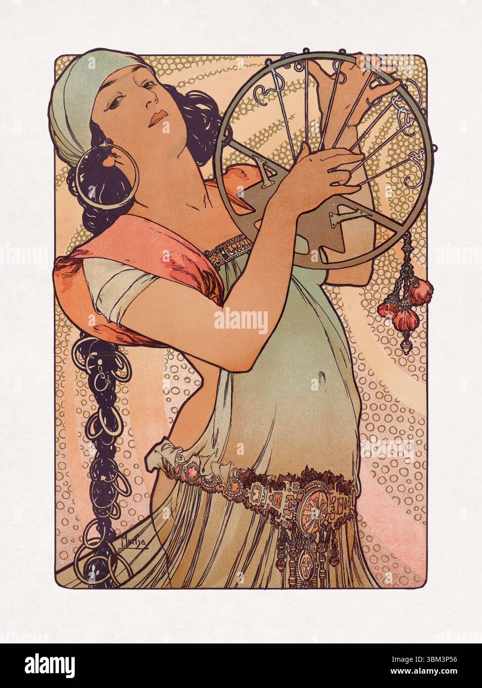 Lithographie couleur d'Alphonse Mucha représentant Salomé jouant d'une lyre circulaire à sept cordes. Banque D'Images